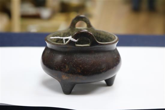 A Chinese bronze ding censer diameter 8cm height 7cm